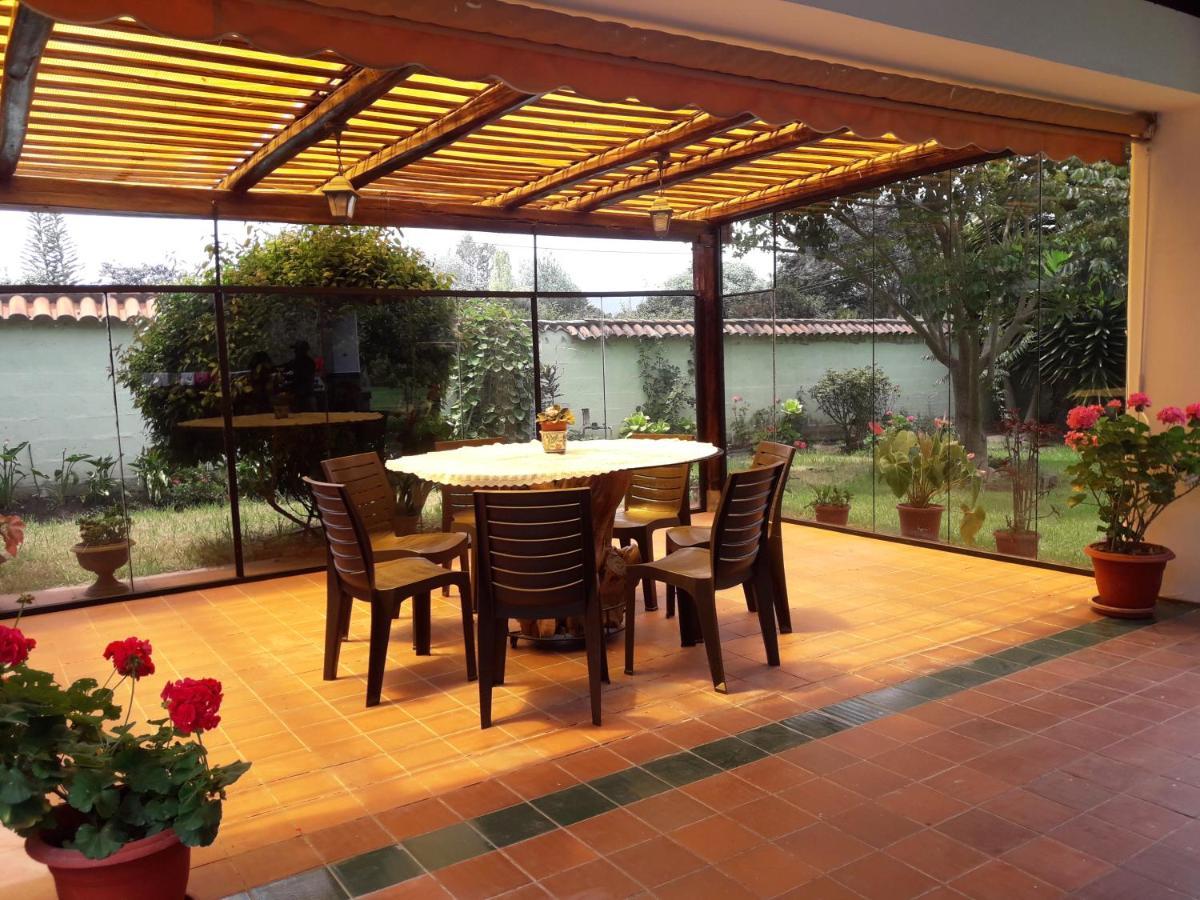 Quinta La Gardenia Hotel Puembo Exterior photo